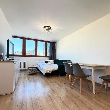 Apartamento Powstańców śląskich Lavish By Bookinghost
