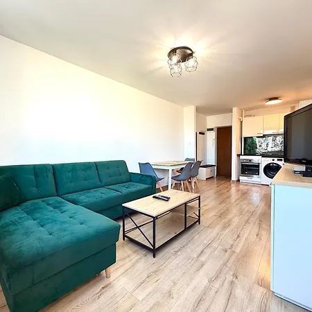 Apartament Powstańców śląskich Lavish By Bookinghost Wrocław